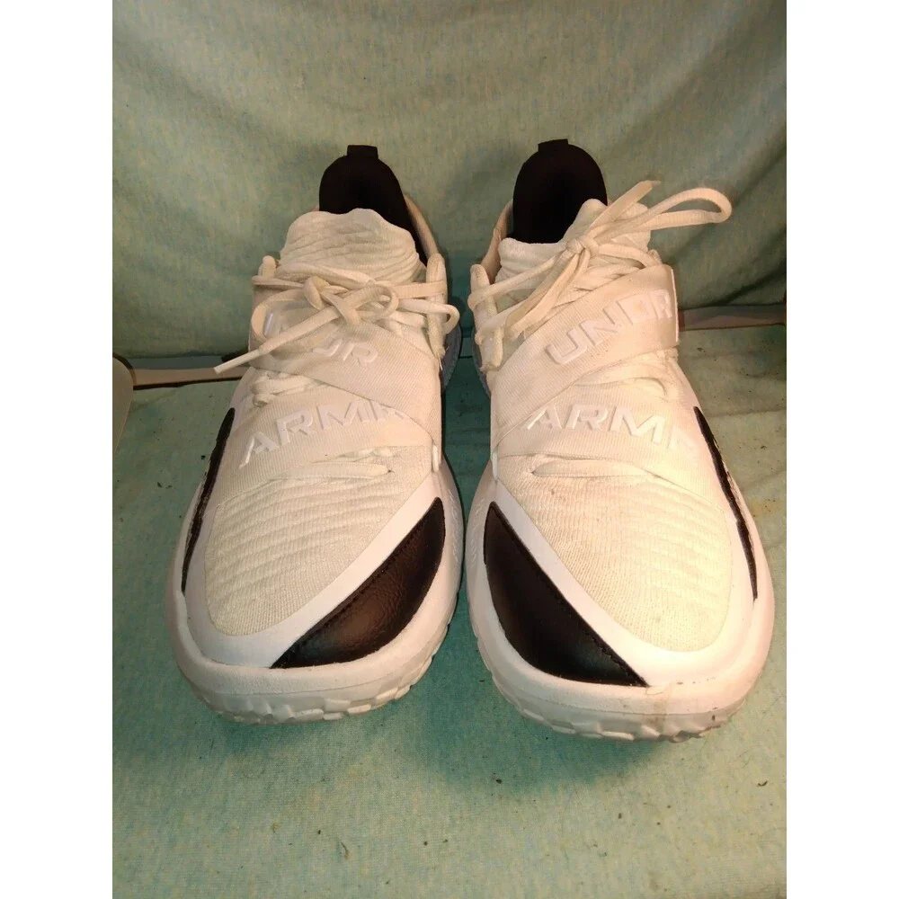 Under Armour Flow Future X4 3027639 100 Basket ball shoes 10.5 Mens